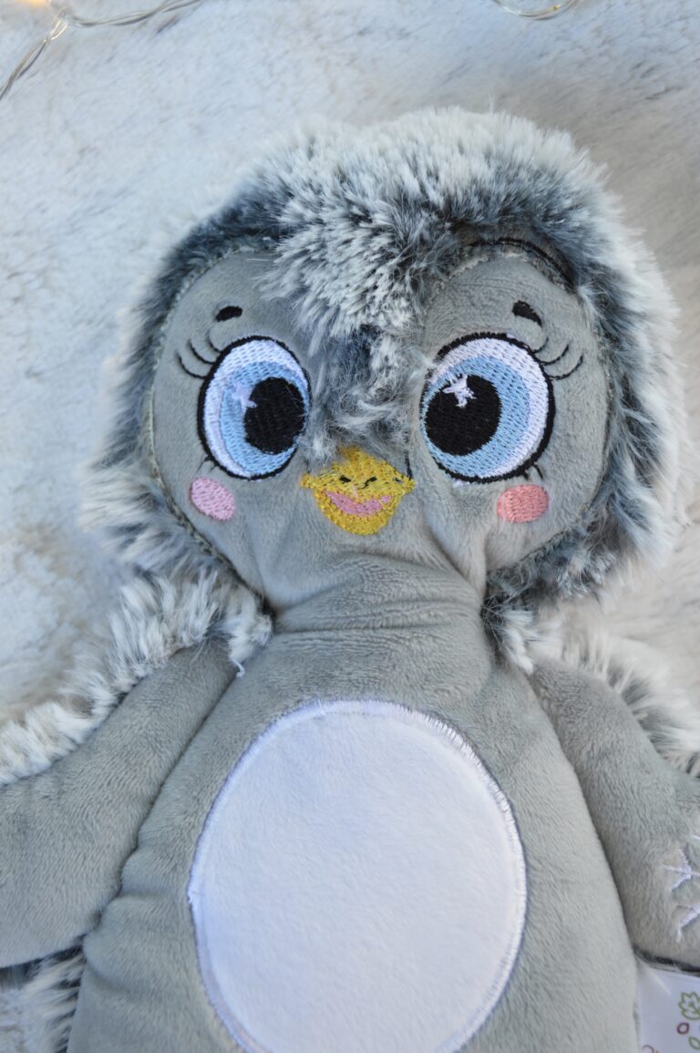 pingouin Martin de chez oursonautes doudou créatrice doudou Peymeinade